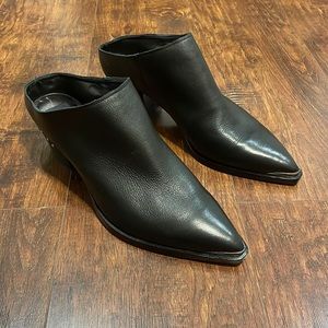 Dolce Vita Sukie slip on mules